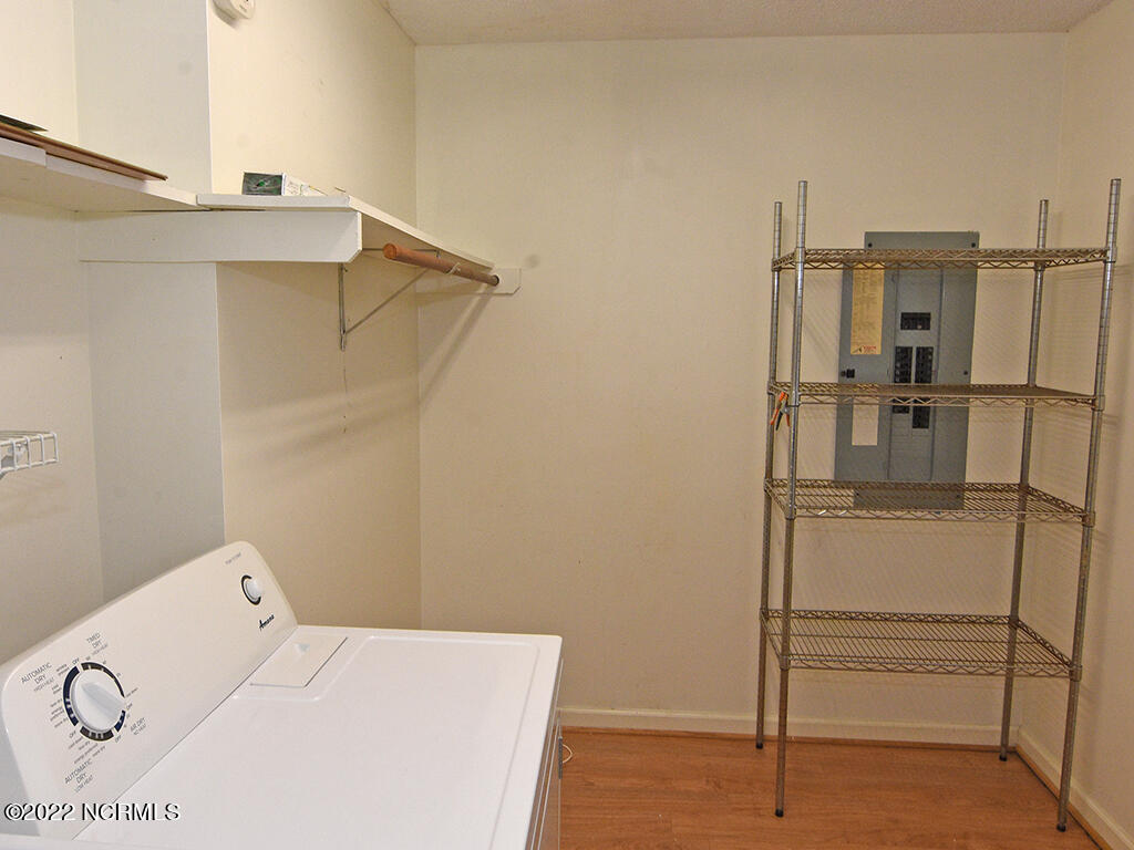 5201 Lord Tennyson Road Wilmington, NC 28405 - Photo 16 of 20 Laundry 2