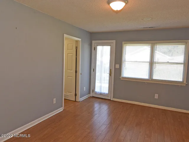 $2,200 | 5201 Lord Tennyson Road, Wilmington, NC 28405