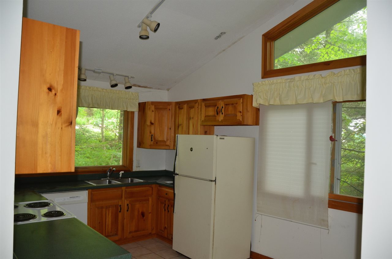 138 Thatcher Road Bolton, VT 05477 - Photo 16 of 40 Gallery Image 16