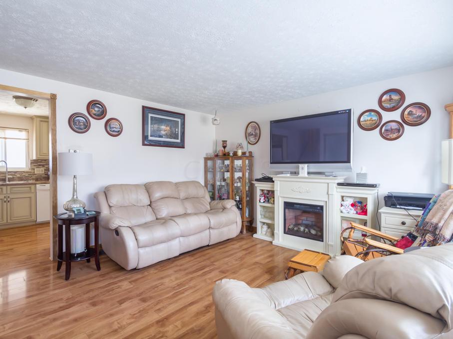 3461 Cadell Road Columbus, OH 43232 - Photo 4 of 20 Gallery Image 4