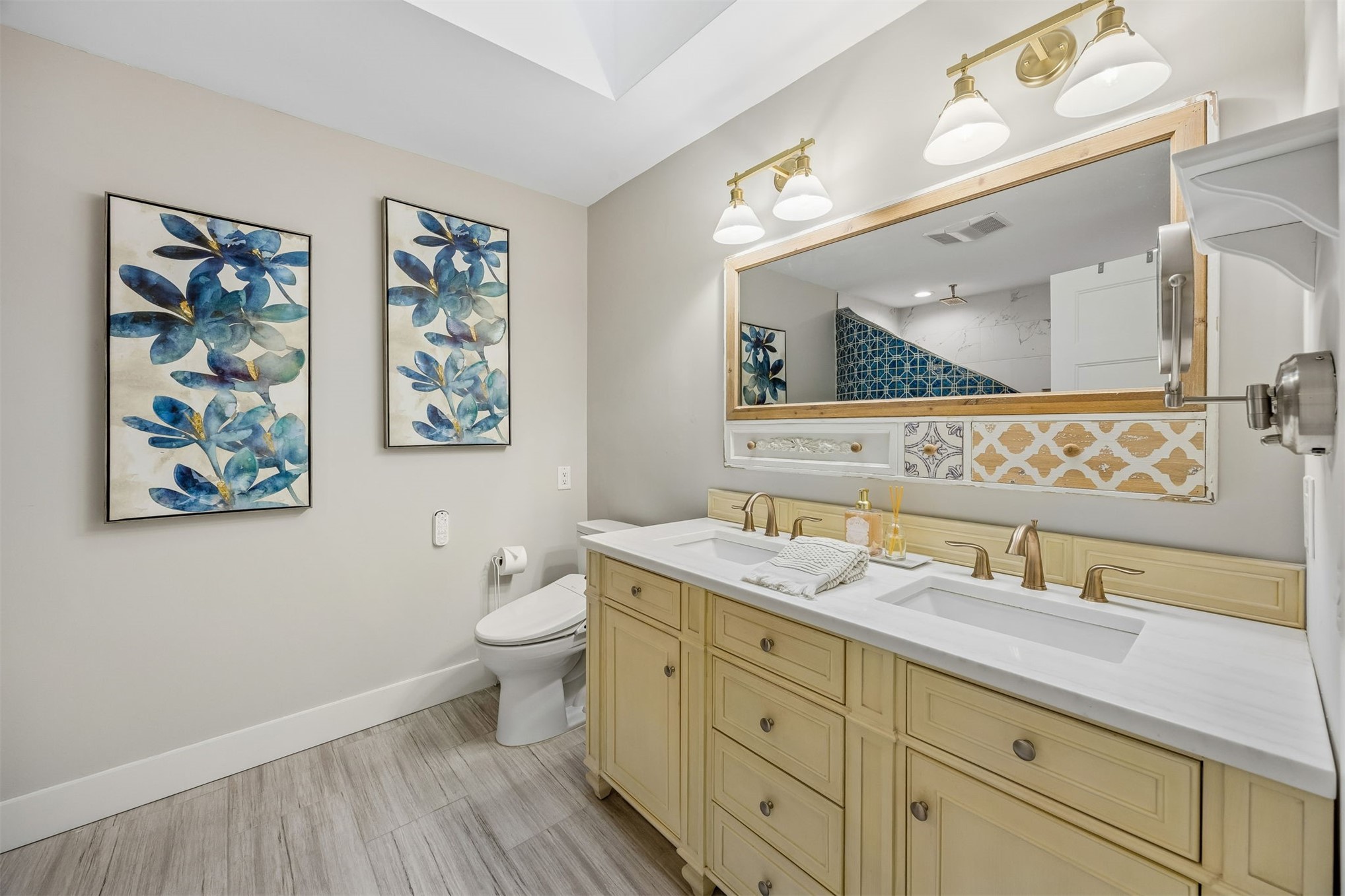 57 Laurel Oak Road Fernandina Beach, FL 32034 - Photo 23 of 65 Primary Bathroom