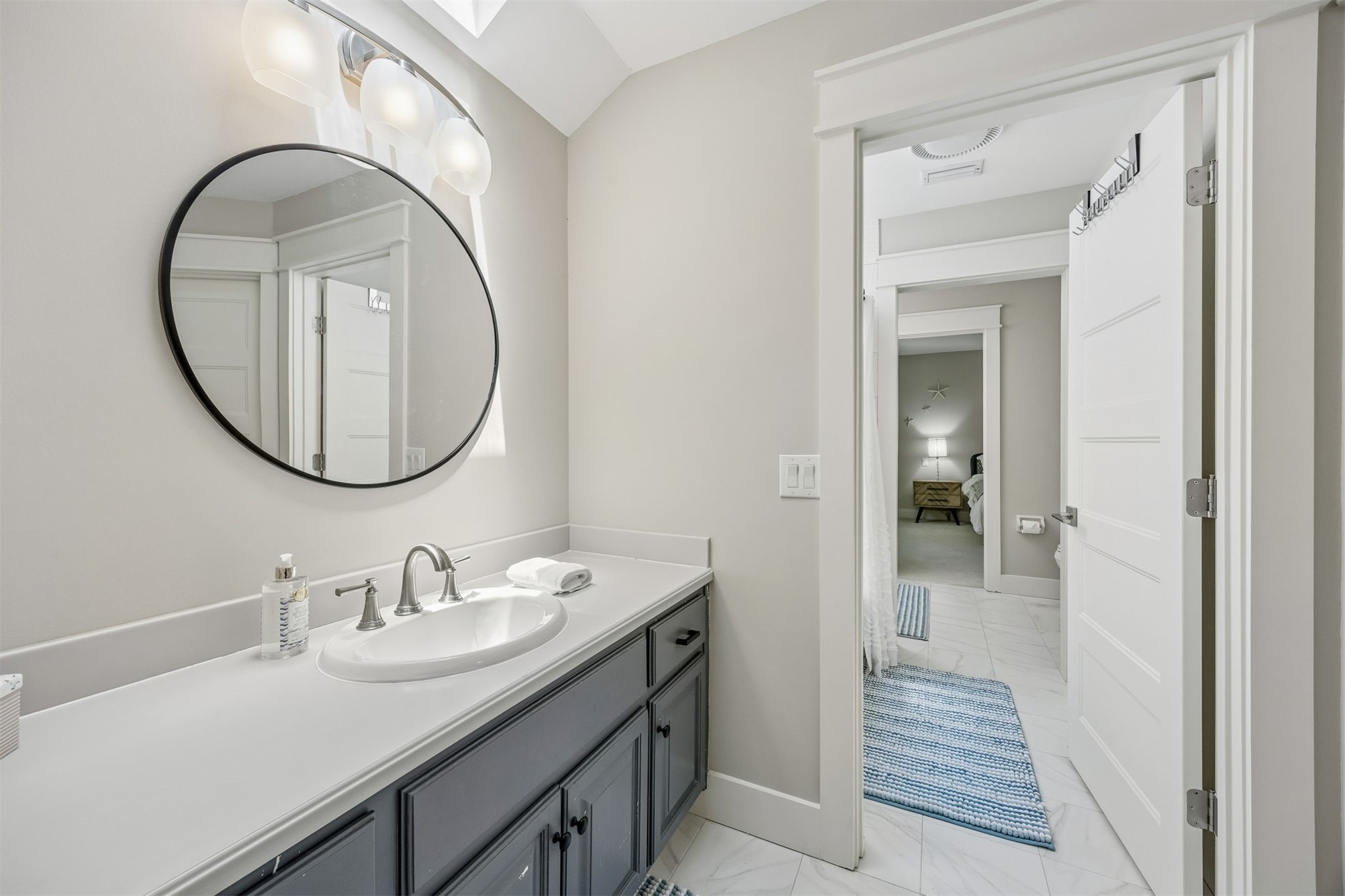 57 Laurel Oak Road Fernandina Beach, FL 32034 - Photo 29 of 65 2nd Bedroom's Vanity