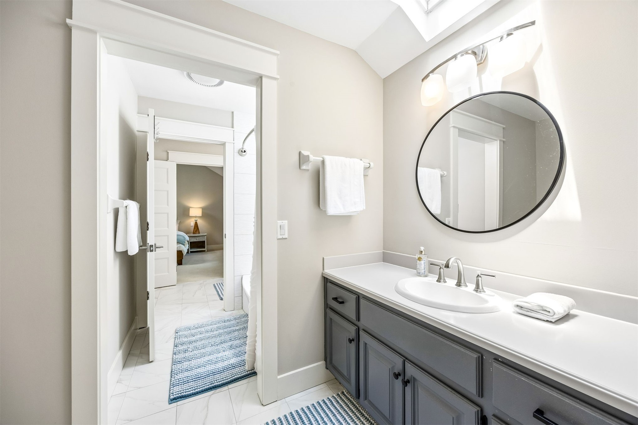 57 Laurel Oak Road Fernandina Beach, FL 32034 - Photo 34 of 65 3rd Bedroom's Vanity