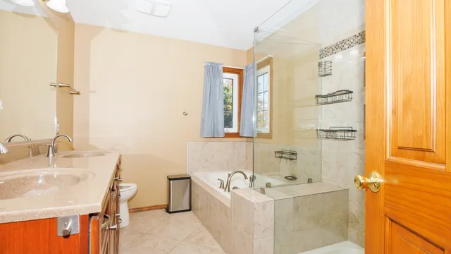 $290,000 | 1206 Chatham Lane, Bloomington, IL 61704