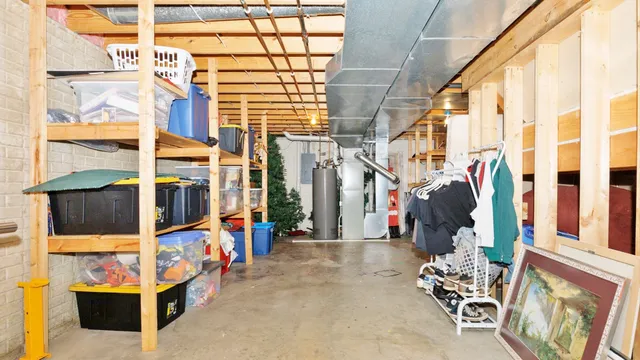 $290,000 | 1206 Chatham Lane, Bloomington, IL 61704