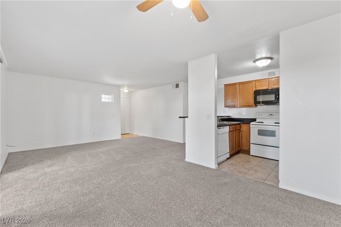 9325 West Desert Inn Road, Unit 190 Las Vegas, NV 89117 - Photo 4 of 27