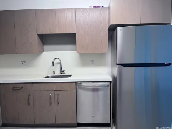 $3,000 | 7000 Hawaii Kai Drive, Unit 3304, Honolulu, HI 96825