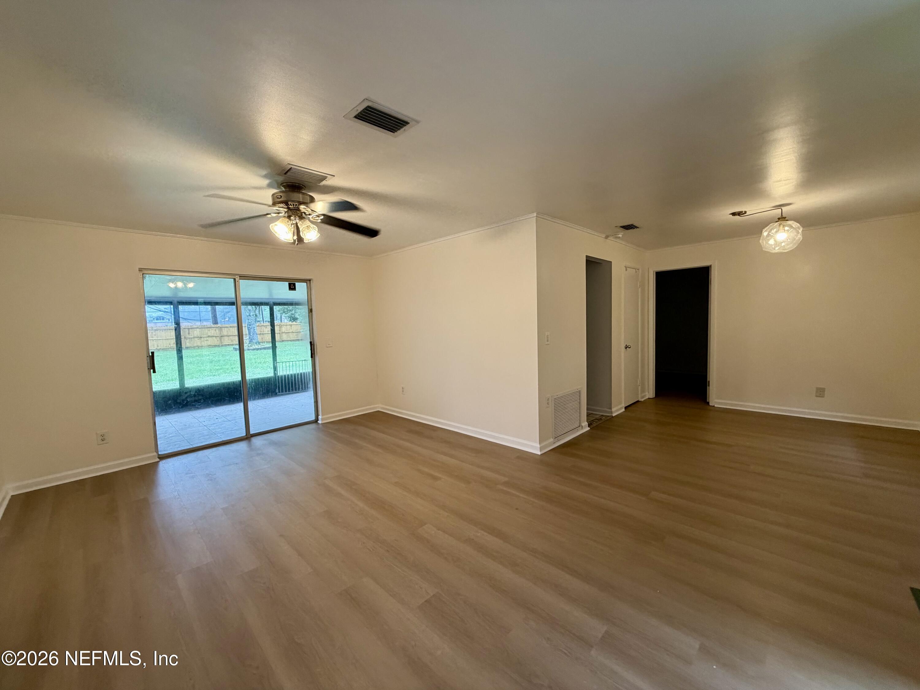 10439 Agave Road Jacksonville, FL 32246 - Photo 4 of 20 IMG_1946
