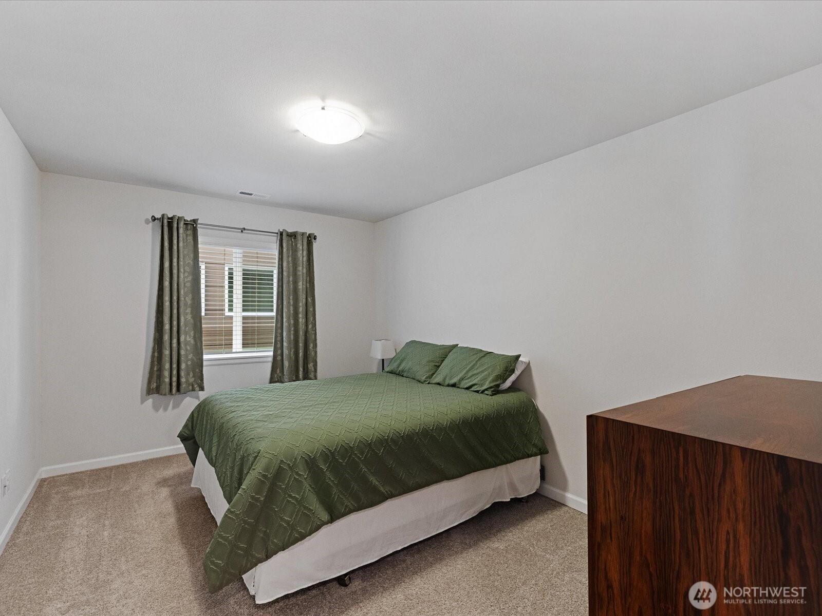20334 85th Place Northeast Bothell, WA 98011 - Photo 26 of 40 Gallery Image 26