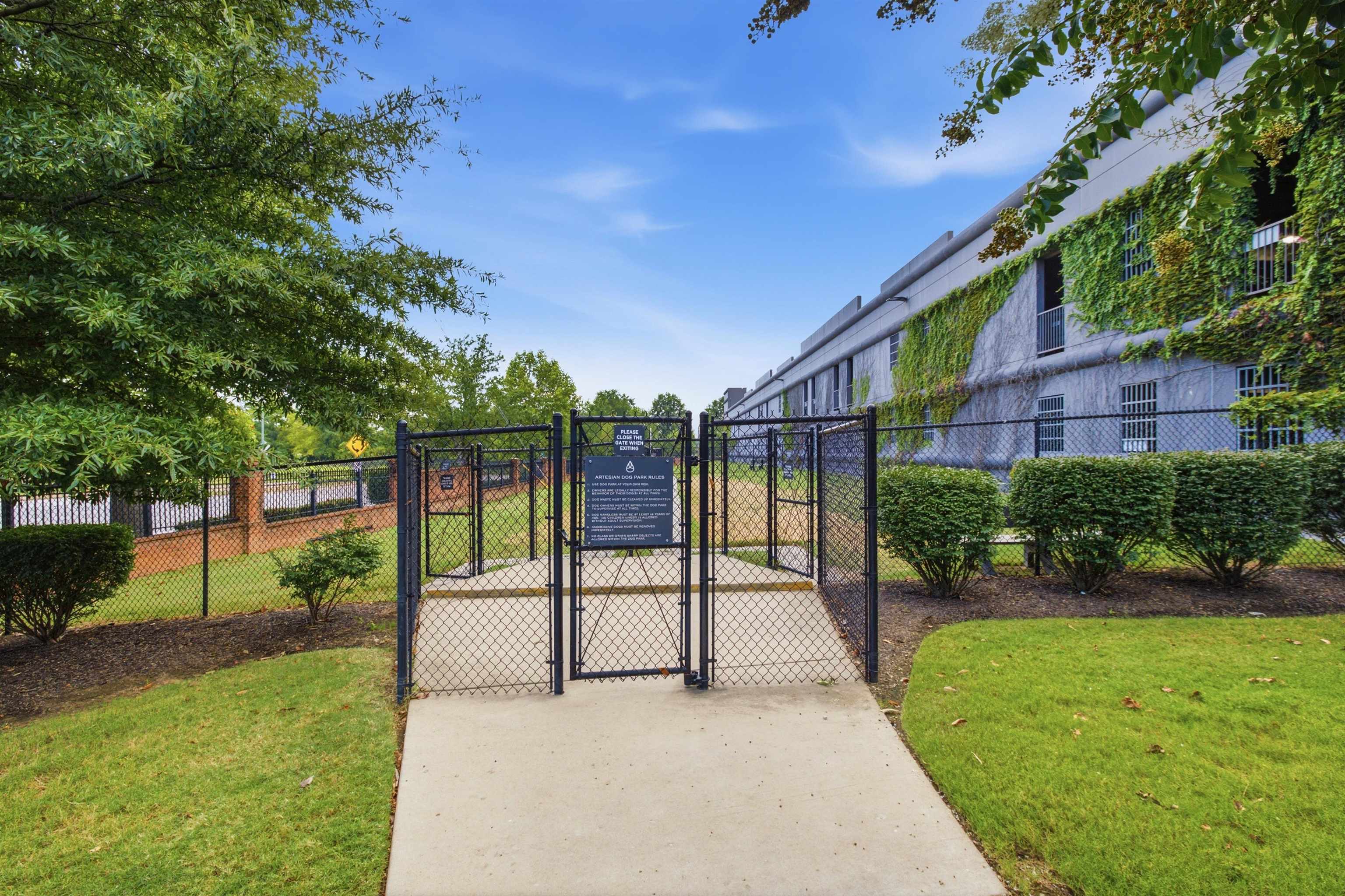 717 Riverside Drive, Unit 1302 Memphis, TN 38103 - Photo 12 of 40 Gallery Image 12