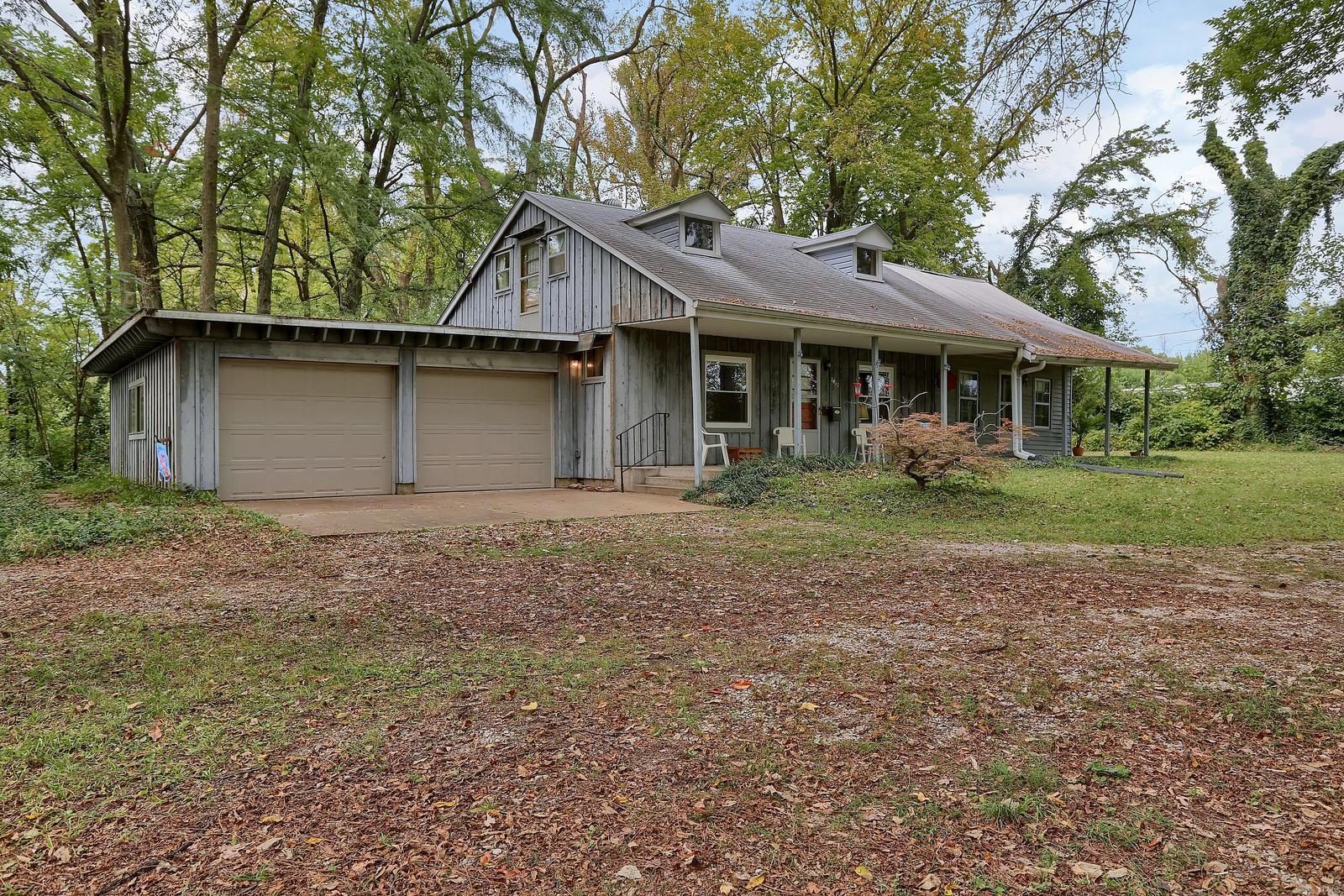 7017 Howdershell Road Hazelwood, MO 63042 - Photo 2 of 34 Gallery Image 2