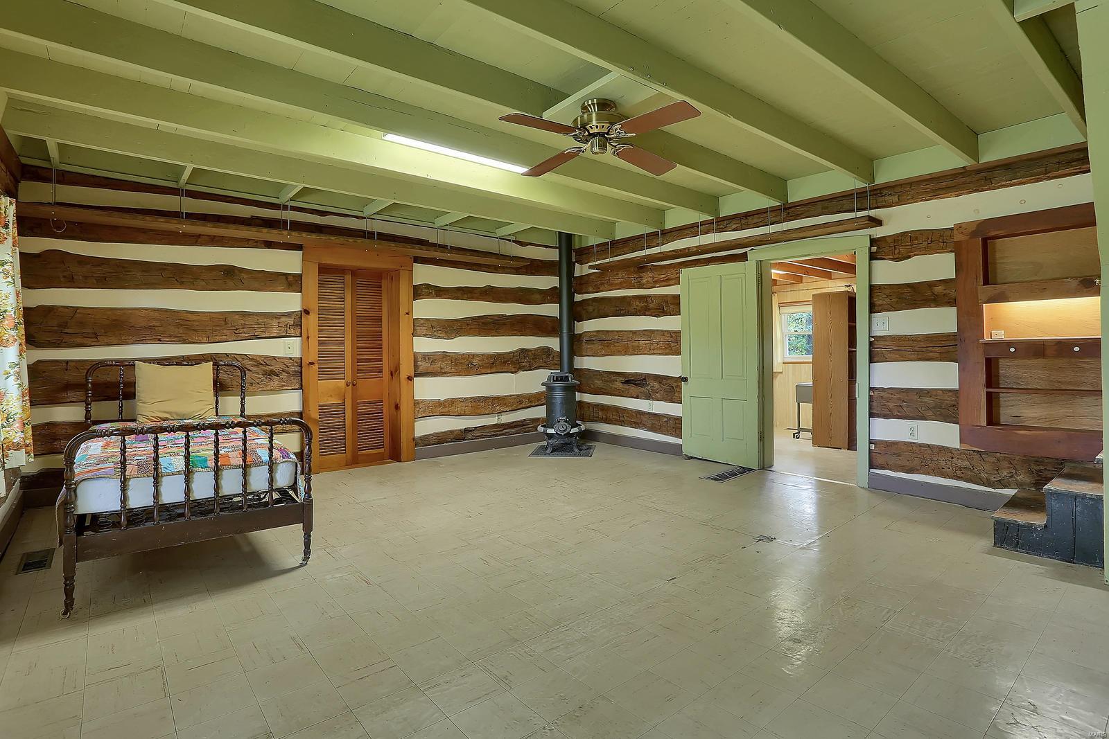 7017 Howdershell Road Hazelwood, MO 63042 - Photo 12 of 34 Gallery Image 12