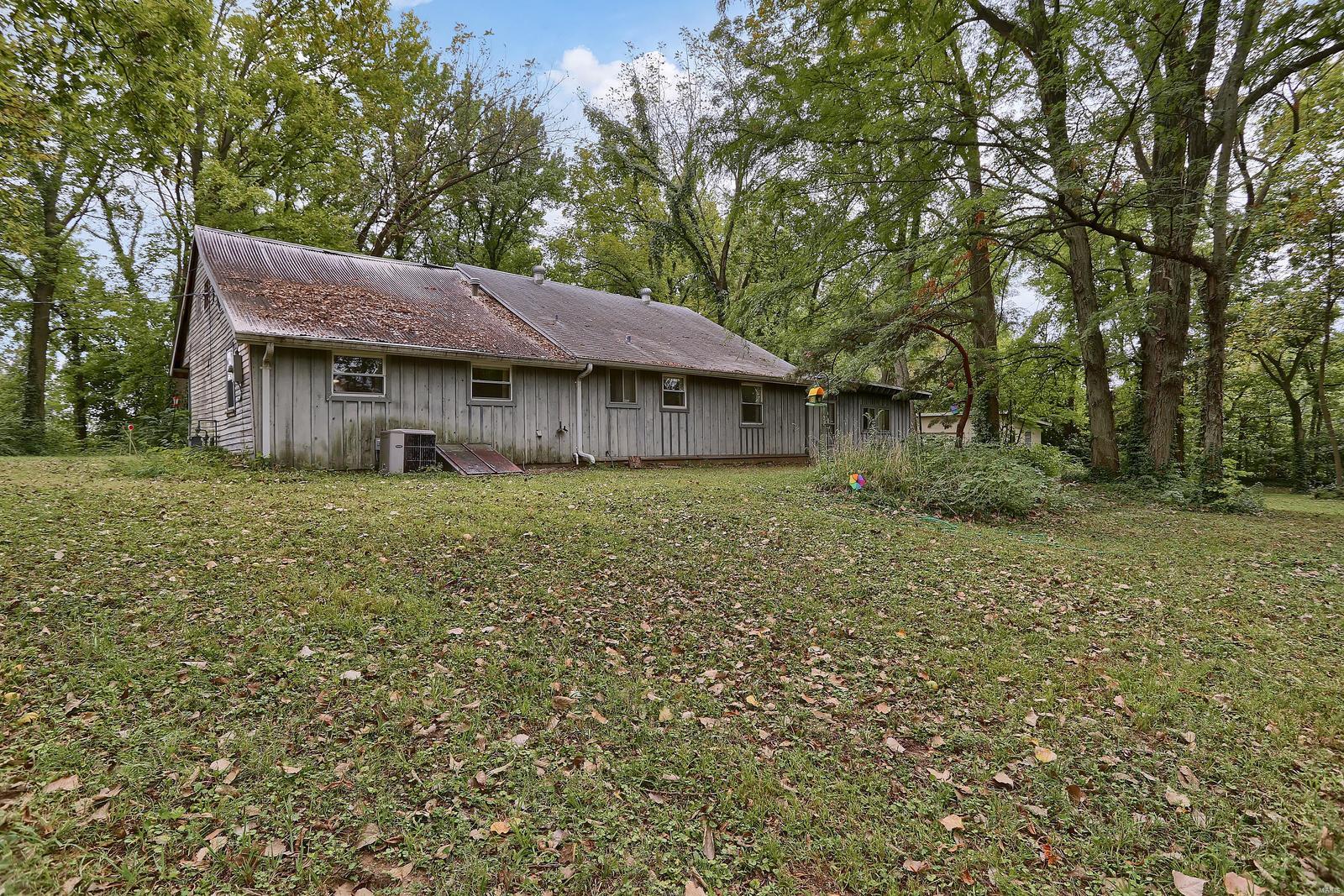 7017 Howdershell Road Hazelwood, MO 63042 - Photo 28 of 34 Gallery Image 28