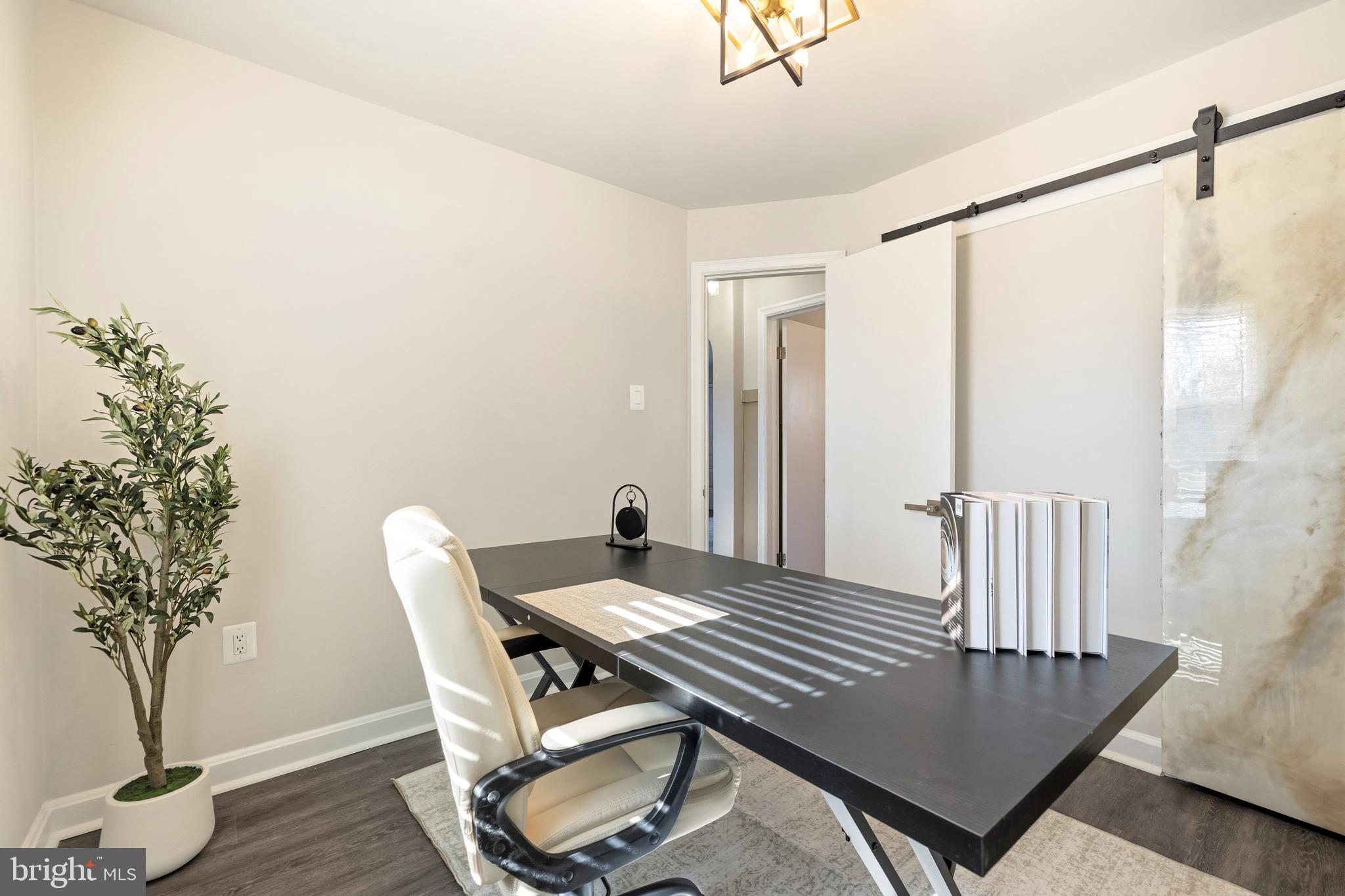15029 Clear Spring Road Williamsport, MD 21795 - Photo 11 of 26 Gallery Image 11