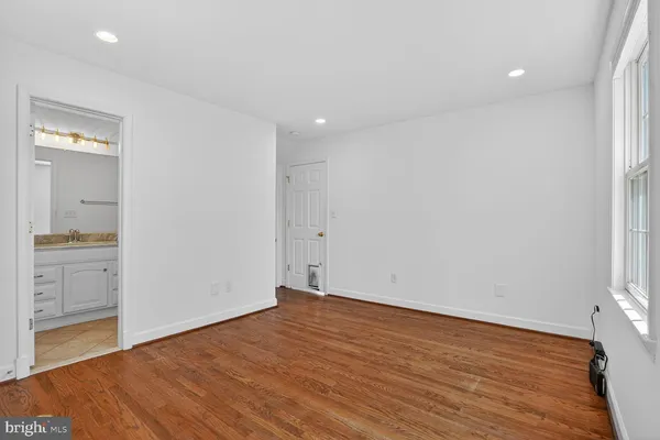 $760,000 | 6610 Cavalier Drive, Alexandria, VA 22307