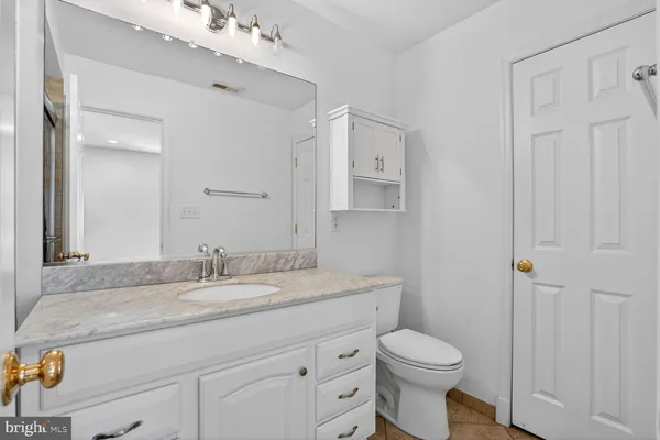 $760,000 | 6610 Cavalier Drive, Alexandria, VA 22307