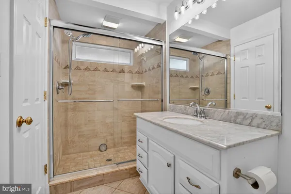 $760,000 | 6610 Cavalier Drive, Alexandria, VA 22307