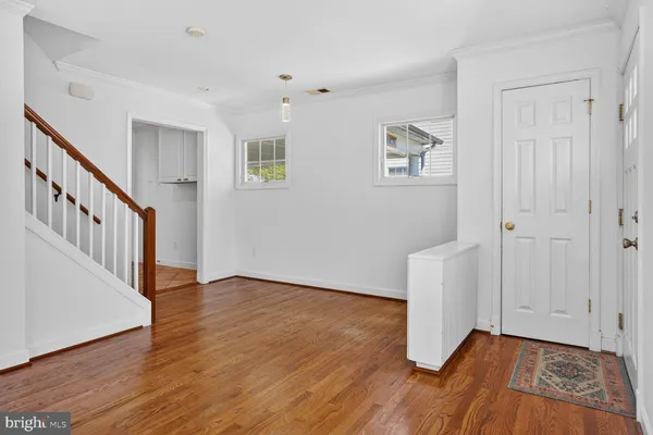 $760,000 | 6610 Cavalier Drive, Alexandria, VA 22307