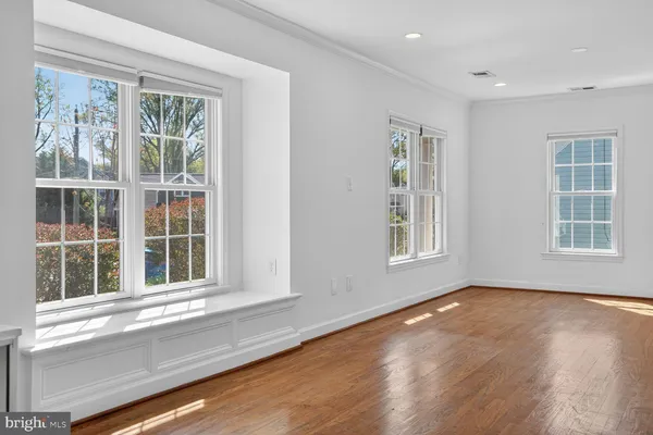 $760,000 | 6610 Cavalier Drive, Alexandria, VA 22307