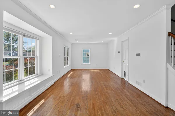$760,000 | 6610 Cavalier Drive, Alexandria, VA 22307