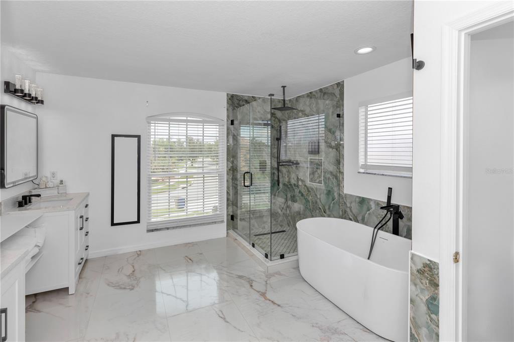 219 Strathmore Circle Kissimmee, FL 34744 - Photo 6 of 56