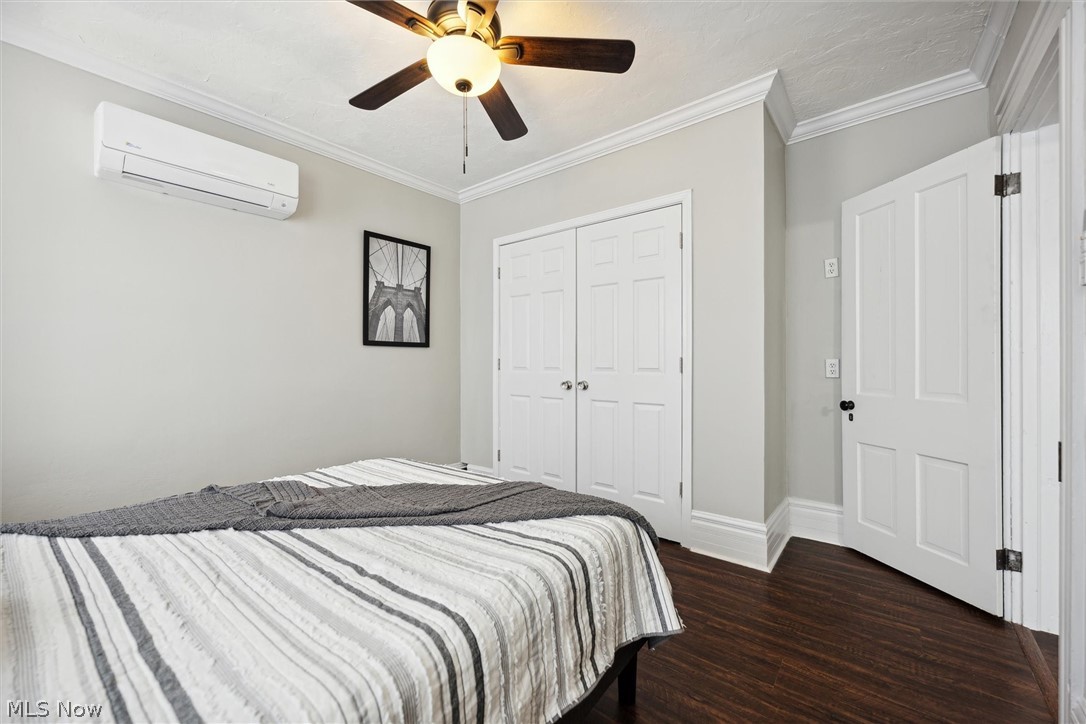 12942 Ridge Road North Royalton, OH 44133 - Photo 23 of 35