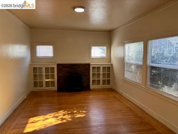 $1,425,000 | 3920 Clarke Street, Oakland, CA 94609