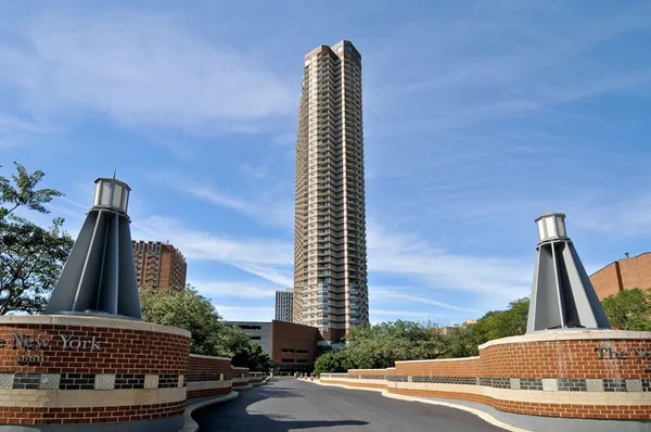 $4,200 | 3660 North Lake Shore Drive, Unit 4713, Chicago, IL 60613