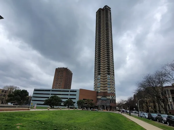 $4,200 | 3660 North Lake Shore Drive, Unit 4713, Chicago, IL 60613