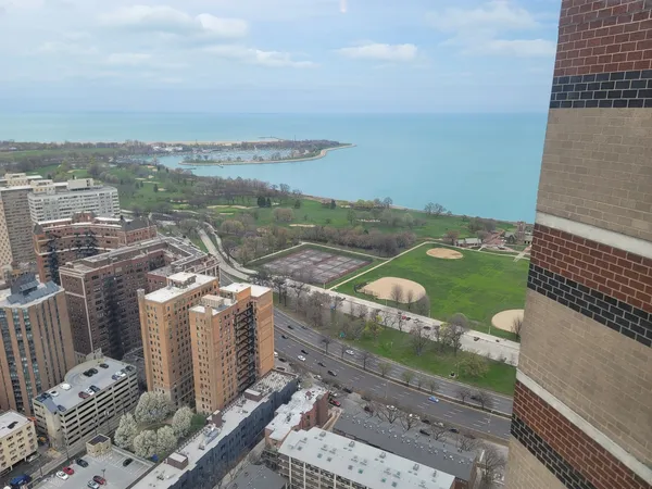$4,200 | 3660 North Lake Shore Drive, Unit 4713, Chicago, IL 60613
