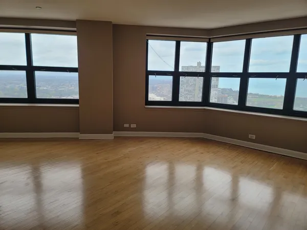 $4,200 | 3660 North Lake Shore Drive, Unit 4713, Chicago, IL 60613