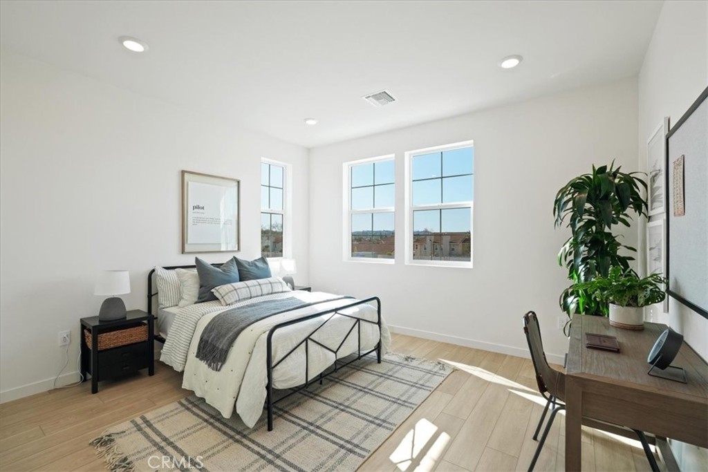 4831 Arroyo Run Moorpark, CA 93021 - Photo 25 of 33 Photos are of model match - interior and exterior finishes may vary
