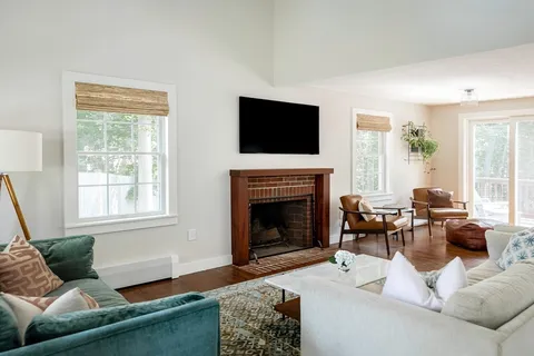 $999,000 | 3 Berry Drive, Newburyport, MA 01950