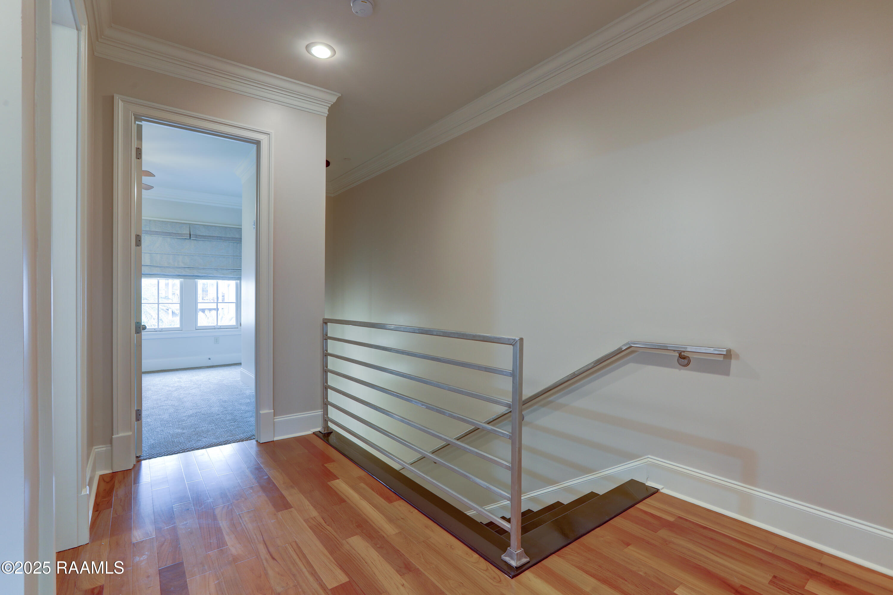 605 Silverstone Road, Unit 205B Lafayette, LA 70508 - Photo 28 of 48 Landing area 2nd floor