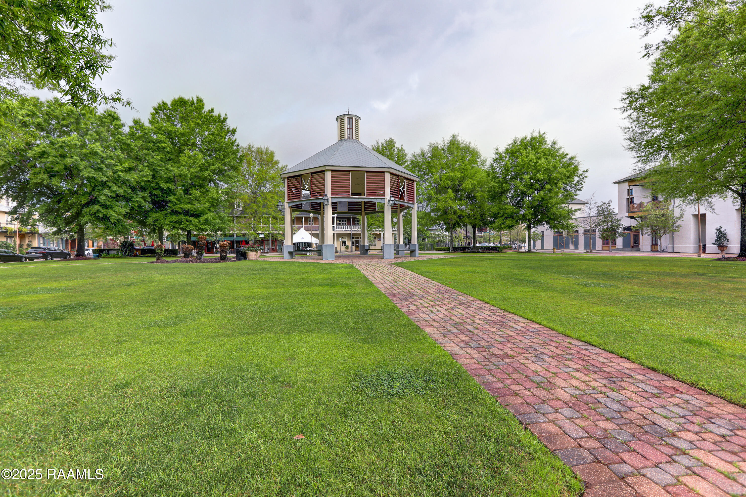 605 Silverstone Road, Unit 205B Lafayette, LA 70508 - Photo 37 of 48 Gazebo in River Ranch Square