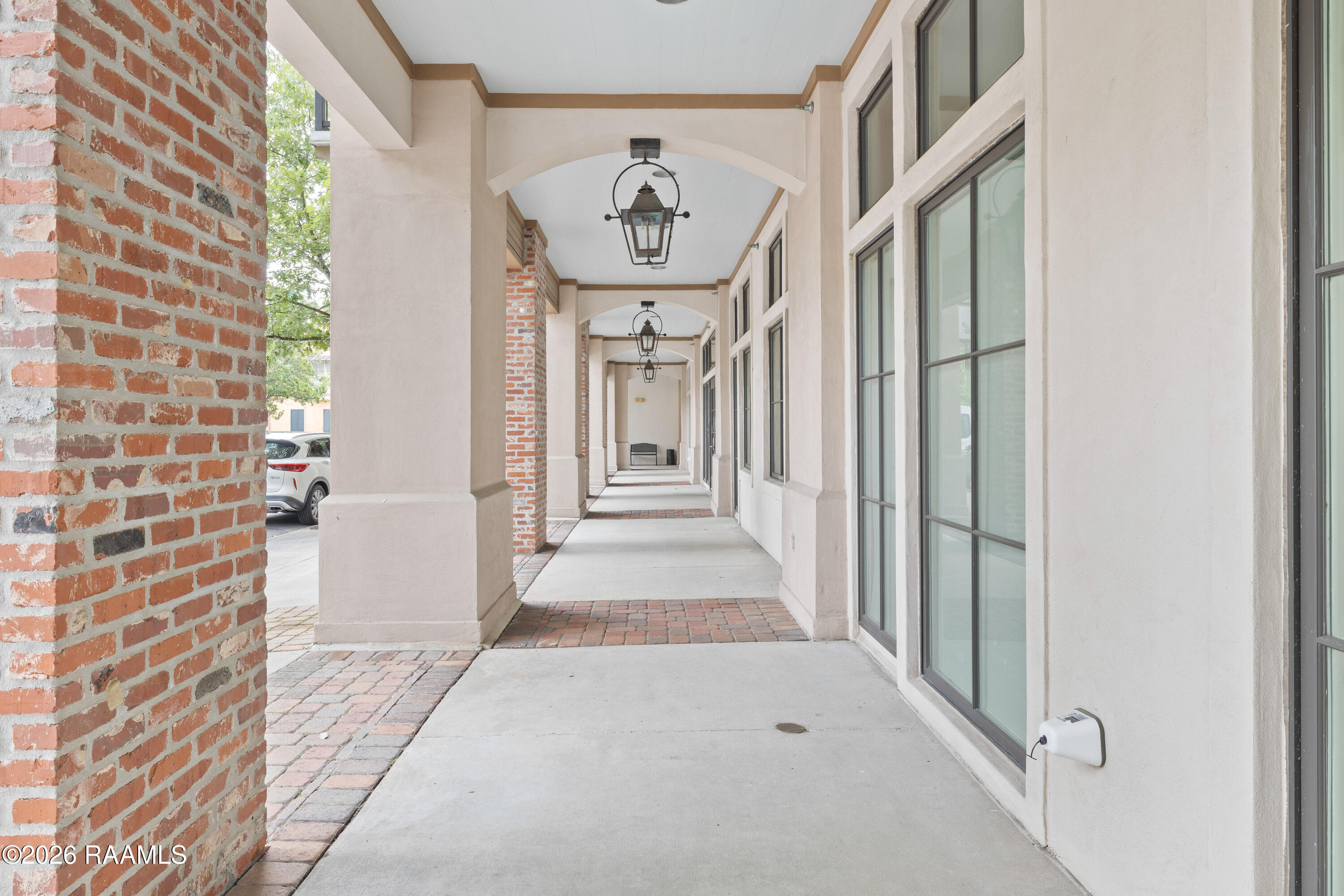 605 Silverstone Road, Unit 205B Lafayette, LA 70508 - Photo 5 of 7 Exterior of condo building