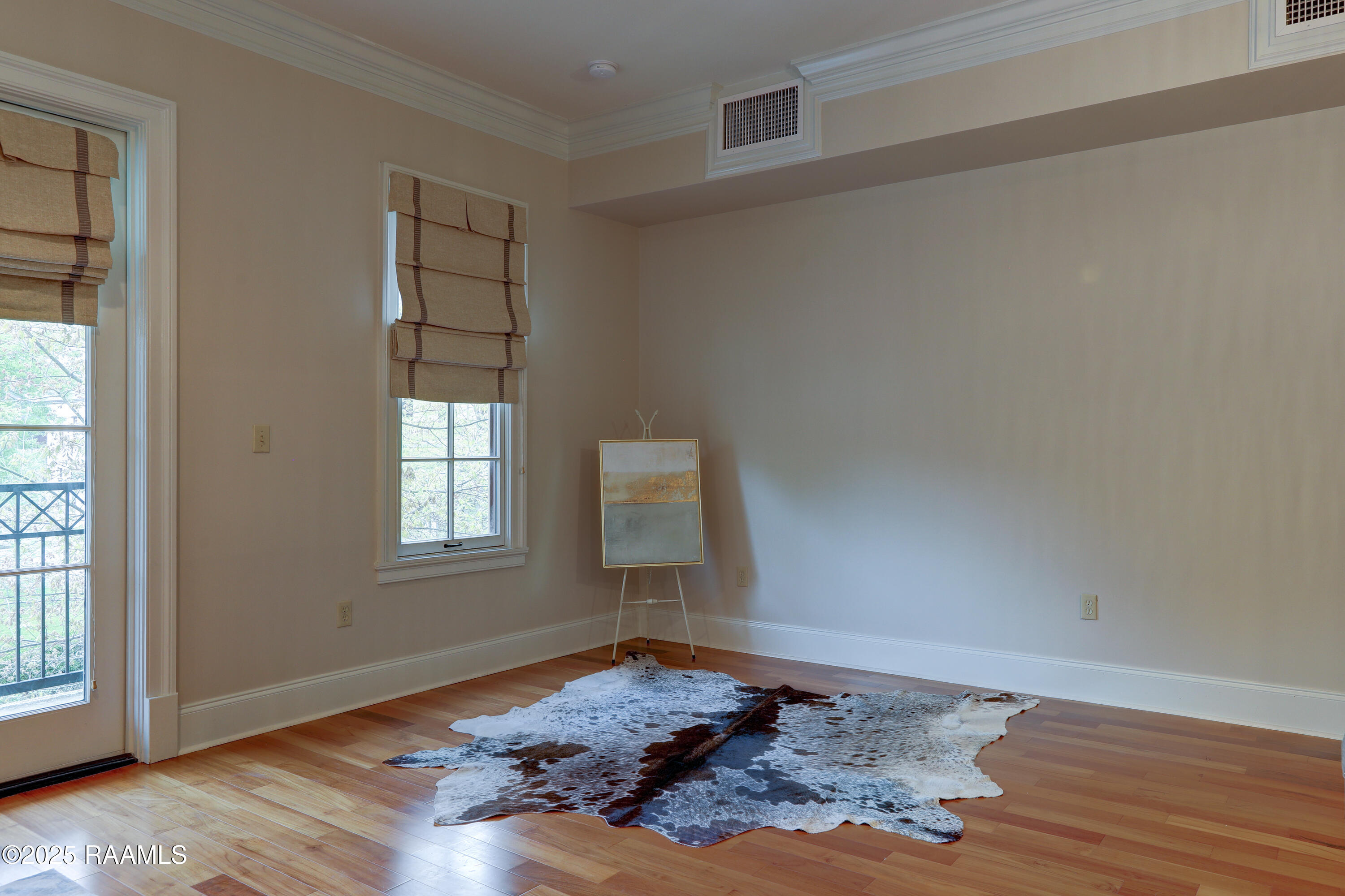 605 Silverstone Road, Unit 205B Lafayette, LA 70508 - Photo 8 of 48 Living area