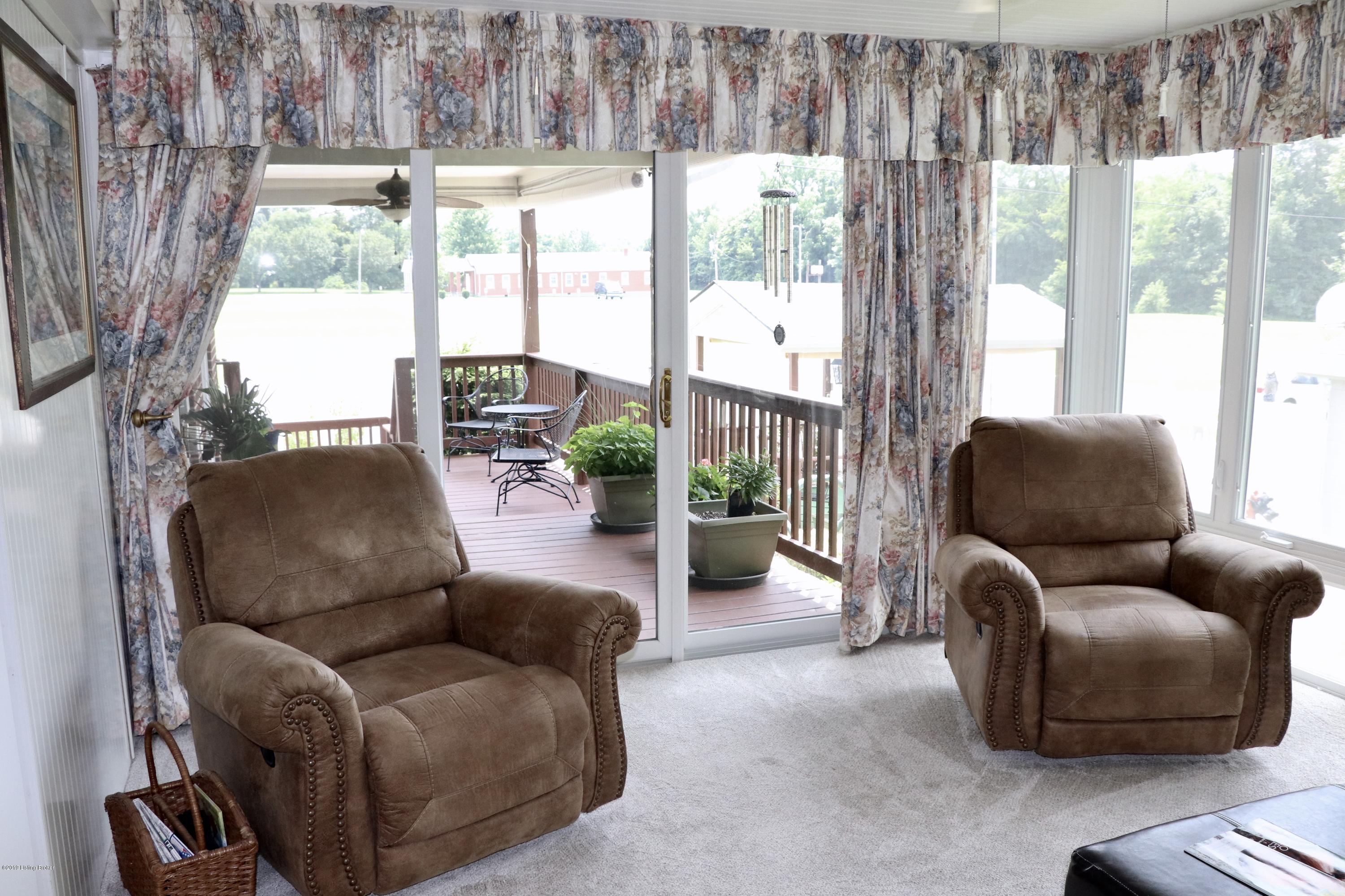 2011 Flatlick Road Mount Washington, KY 40047 - Photo 14 of 36 fullsizeoutput_9e06
