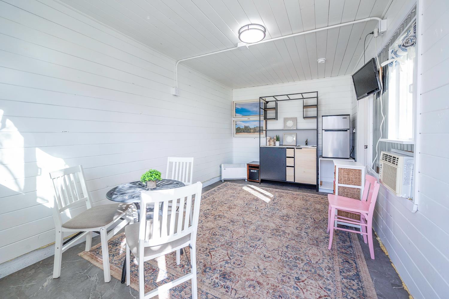 524 Williams Street Murphys, CA 95247 - Photo 51 of 64 a workspace with furniture and window