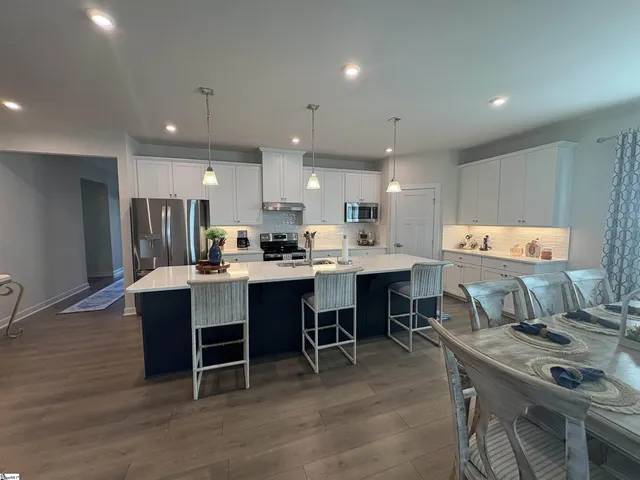 $394,900 | 1289 Fiddletree Lane, Woodruff, SC 29388