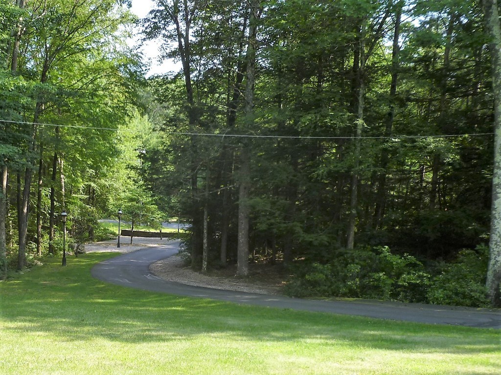 44 Montgomery Road Southampton, MA 01073 - Photo 3 of 30 Gallery Image 3