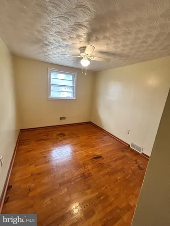 $1,650 | 136 Locust Avenue, Winchester, VA 22601