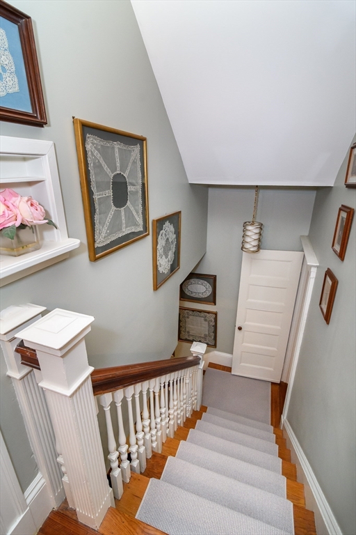 18 Eaton Court Wellesley, MA 02481 - Photo 12 of 27