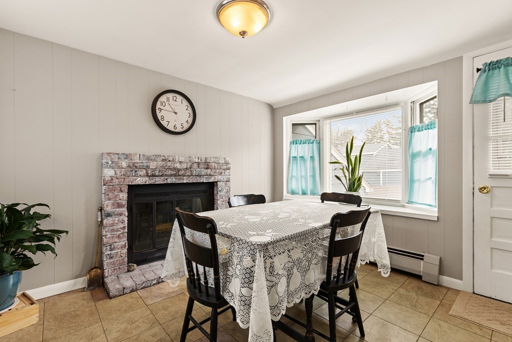 9 Davis Road Tewksbury, MA 01876 - Photo 12 of 36 Gallery Image 12