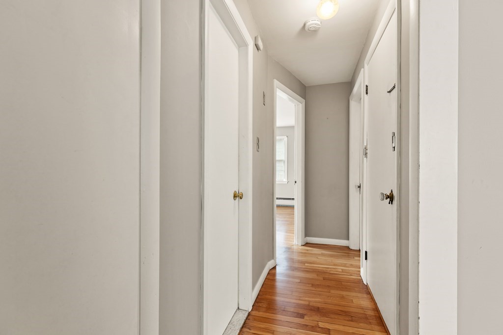 9 Davis Road Tewksbury, MA 01876 - Photo 20 of 36 Gallery Image 20