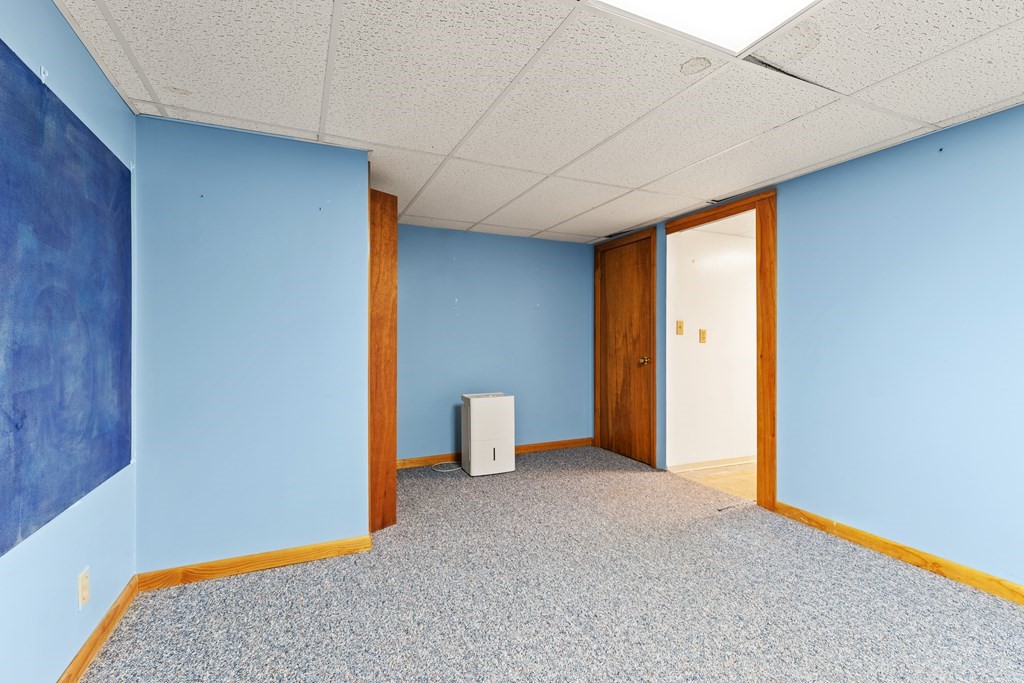 9 Davis Road Tewksbury, MA 01876 - Photo 27 of 36 Gallery Image 27