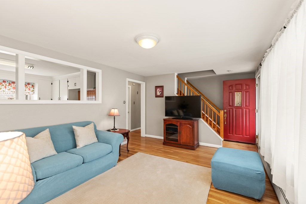9 Davis Road Tewksbury, MA 01876 - Photo 9 of 36 Gallery Image 9