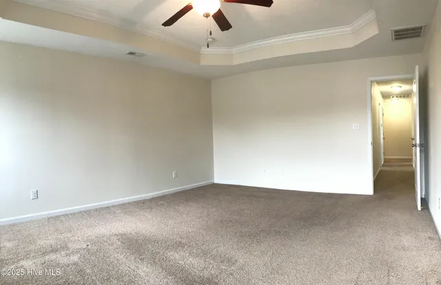 $2,275 | 114 Regatta Way, Sneads Ferry, NC 28460