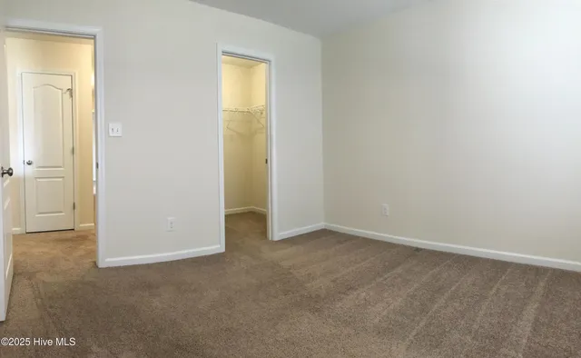 $2,275 | 114 Regatta Way, Sneads Ferry, NC 28460