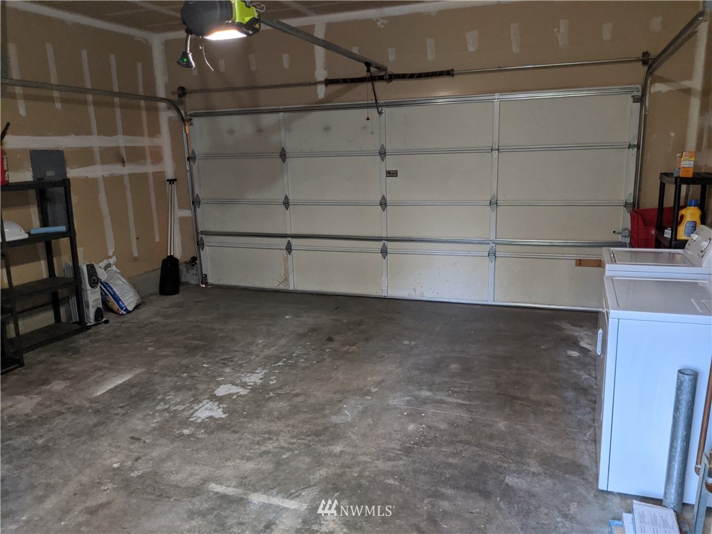 3224 Locust Avenue Bellingham, WA 98225 - Photo 24 of 28 a view of a room with storage